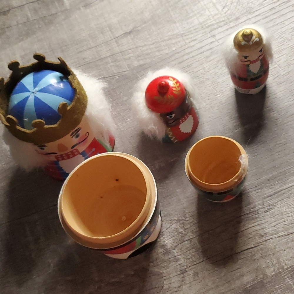 Xmas stacking knutcracker